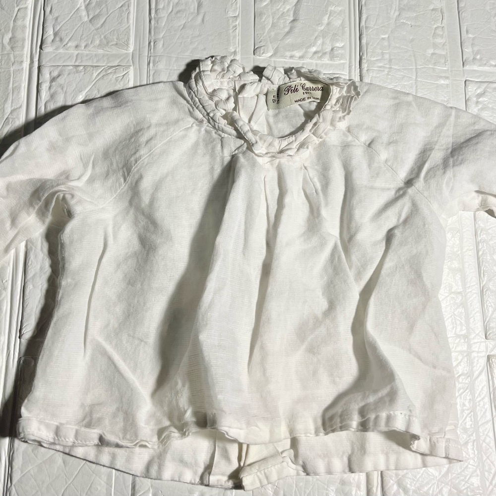 2 x $20 Carrera White Kids Blouse with Ruffled Neckline size 12m